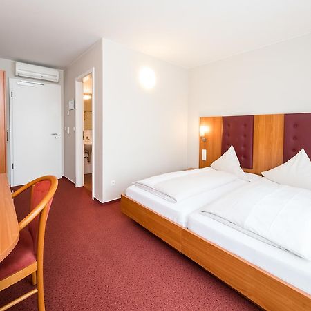 Hotel Restaurant Vater Rhein Woerth am Rhein Eksteriør billede