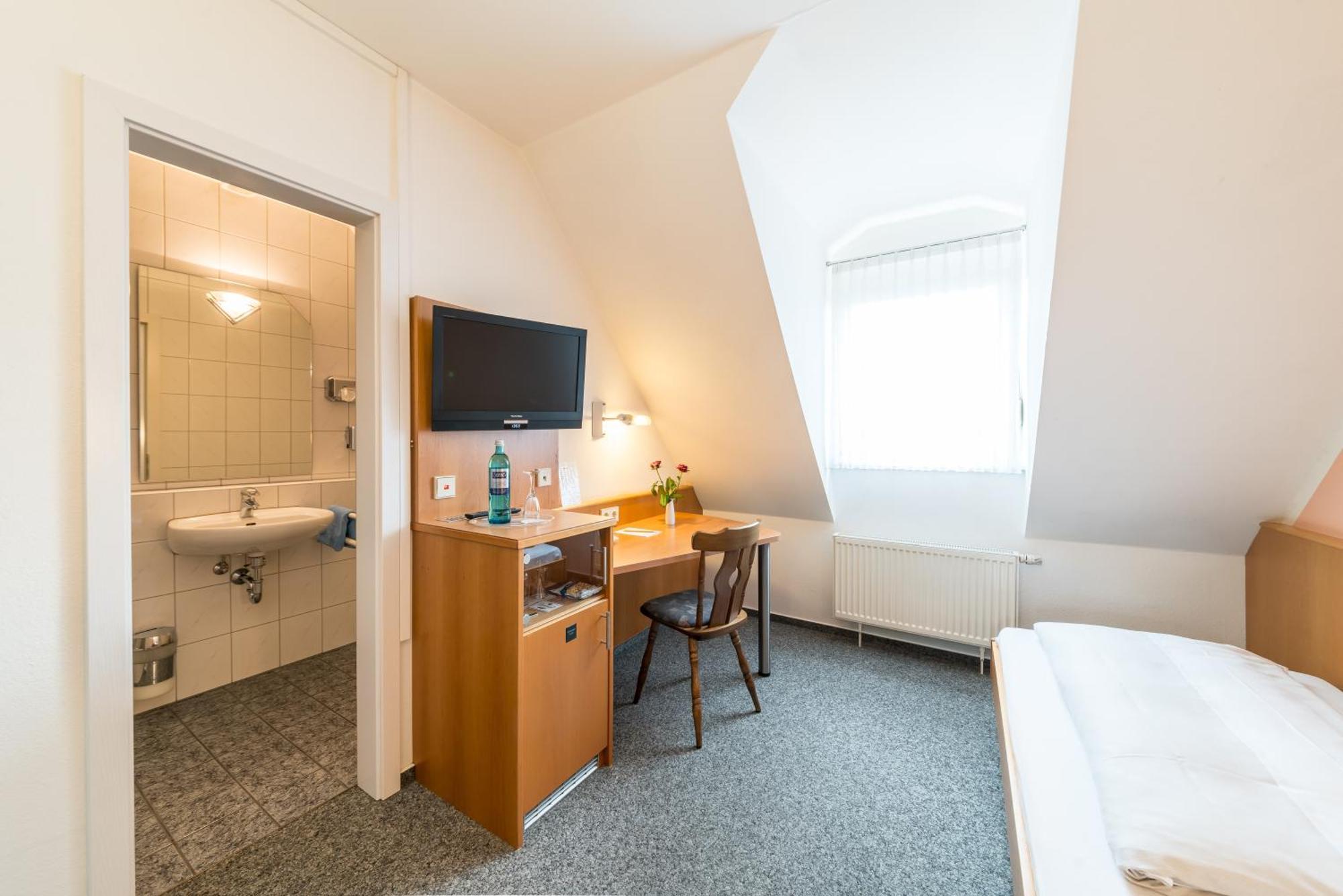 Hotel Restaurant Vater Rhein Woerth am Rhein Værelse billede