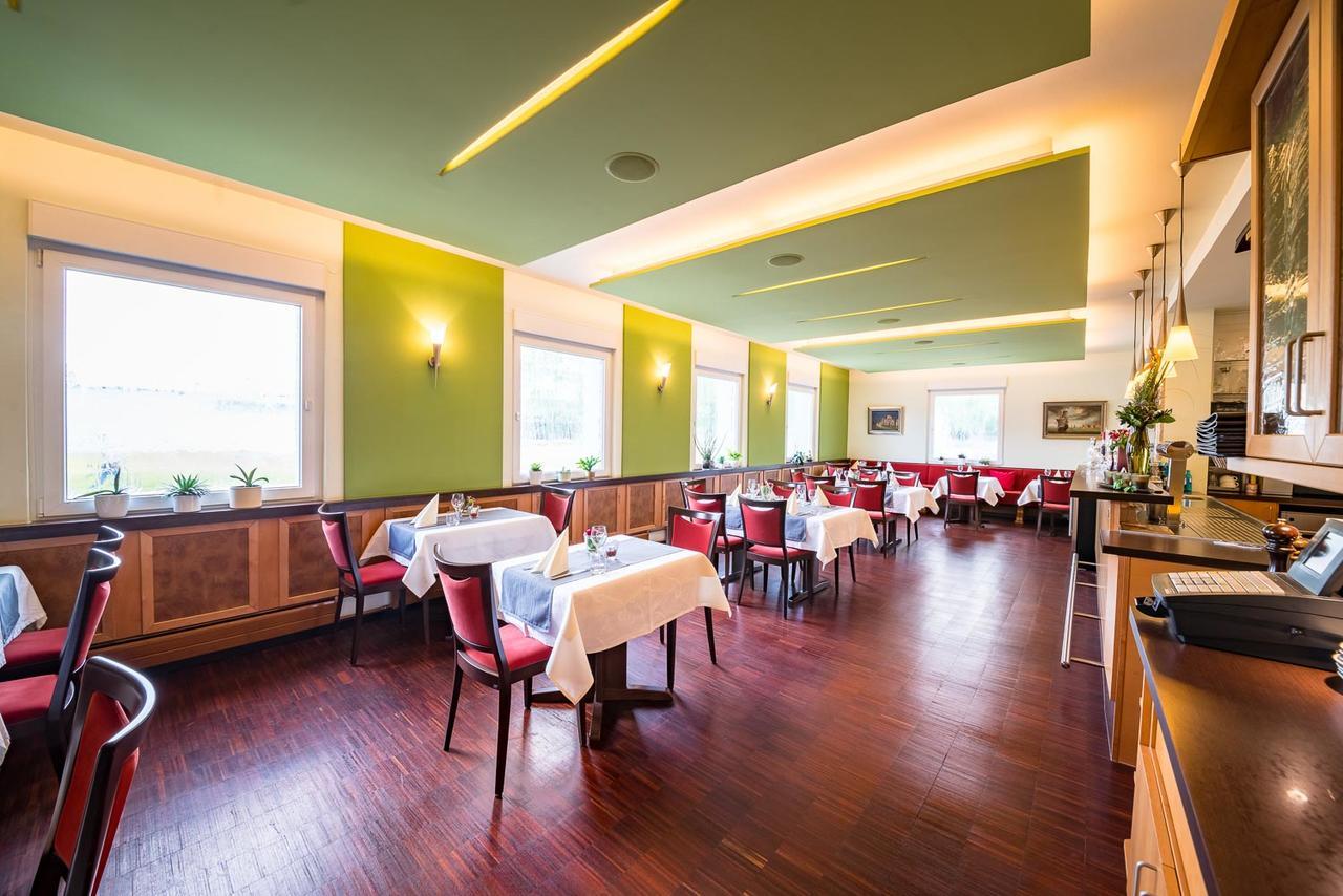 Hotel Restaurant Vater Rhein Woerth am Rhein Eksteriør billede